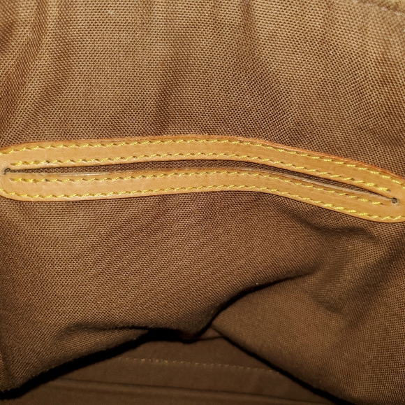 LOUIS VUITTON HANDBAG - Picture 17 of 17